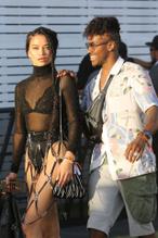 SHANINASHAIKSEETHROUGHOUTFITTOGOSEEGUCCIGANGWITHDJRUKUSATCOACHELLA14042019 - NUDE STORY