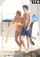 Sienna MillerSexy in Sienna Miller Sexy Seen Flaunting Her Hot Figure In An Orange Bikini At The Beach In France 