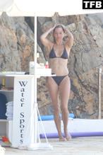 Sienna MillerSexy in Sienna Miller Sexy Seen Showing Off Her Hot Body In A Skimpy Little Bikini At The Beach In The South Of France 