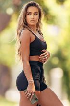 Sommer RaySexy in Sommer Ray Sexy Shows Off Her Booty Wearing Shorts And Pants In A Photoshoot For Her Activewear Campaign