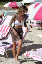 Sophia ThomallaSexy in Sophia Thomalla Sexy with boyfriend goalkeeper Loris Karius during fun beach day in Miami