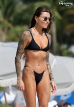 Sophia ThomallaSexy in Sophia Thomalla Sexy Spotted Showing Off Her Amazing Body Wearing a Hot Black Bikini at the Beach in Miami 