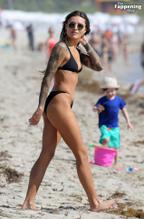 Sophia ThomallaSexy in Sophia Thomalla Sexy Spotted Showing Off Her Amazing Body Wearing a Hot Black Bikini at the Beach in Miami 