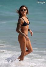 Sophia ThomallaSexy in Sophia Thomalla Sexy Spotted Showing Off Her Amazing Body Wearing a Hot Black Bikini at the Beach in Miami 