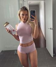 Tammy HembrowSexy in Tammy Hembrow Sexy Showing Off Her Perfect Booty In Various Photoshoots 