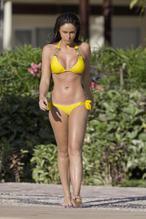 VICKYPATTISONSEXYINYELLOWBIKINI - NUDE STORY