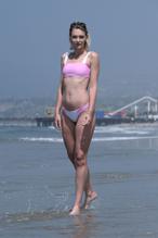 Victoria JanckeSexy in Victoria Jancke shows off her bikini body in Santa Monica beach